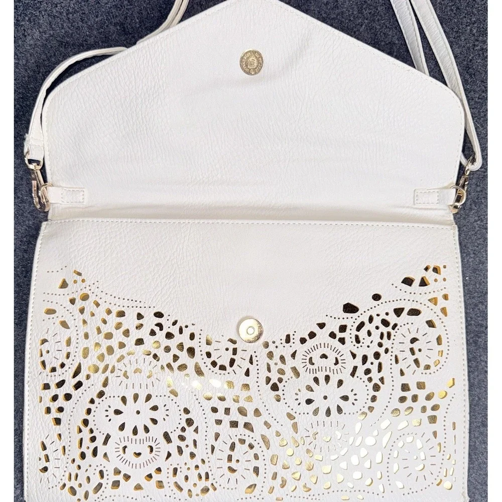NWOT White Gold Laser Cut Crossbody Bag Floral Envelope Clutch Purse